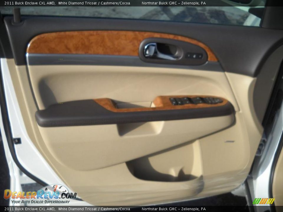2011 Buick Enclave CXL AWD White Diamond Tricoat / Cashmere/Cocoa Photo #12