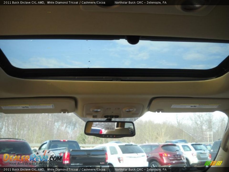 2011 Buick Enclave CXL AWD White Diamond Tricoat / Cashmere/Cocoa Photo #16