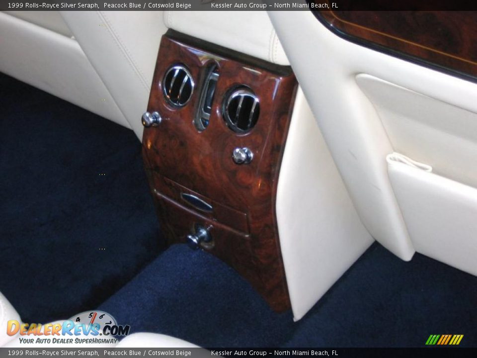 Controls of 1999 Rolls-Royce Silver Seraph  Photo #21