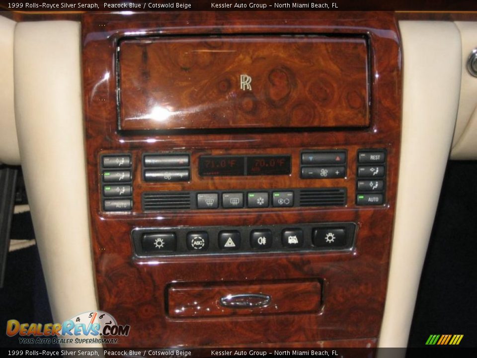 Controls of 1999 Rolls-Royce Silver Seraph  Photo #33