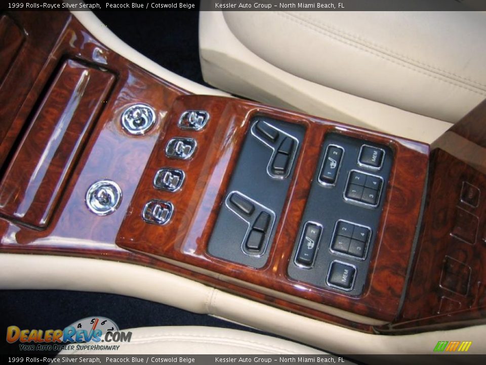 Controls of 1999 Rolls-Royce Silver Seraph  Photo #35