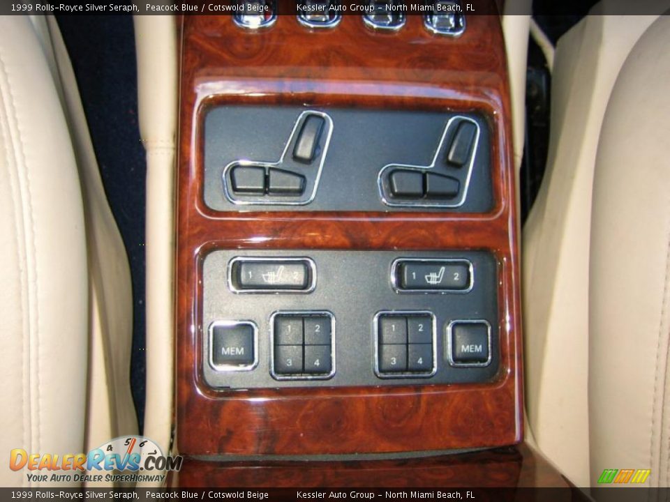 Controls of 1999 Rolls-Royce Silver Seraph  Photo #36