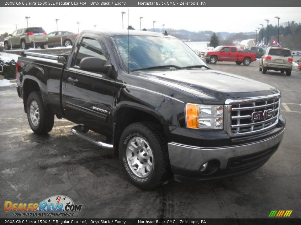 Front 3/4 View of 2008 GMC Sierra 1500 SLE Regular Cab 4x4 Photo #2