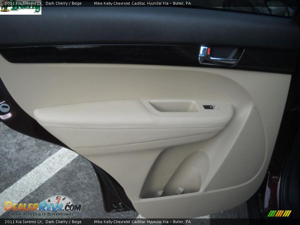 2011 Kia Sorento LX Dark Cherry / Beige Photo #12