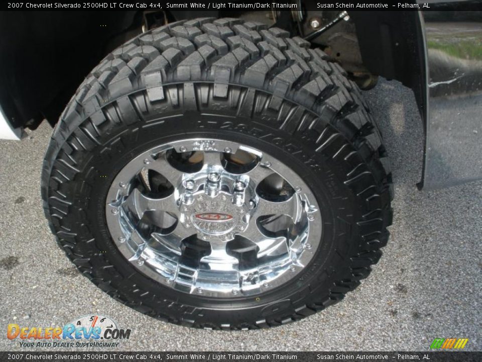 Custom Wheels of 2007 Chevrolet Silverado 2500HD LT Crew Cab 4x4 Photo #9