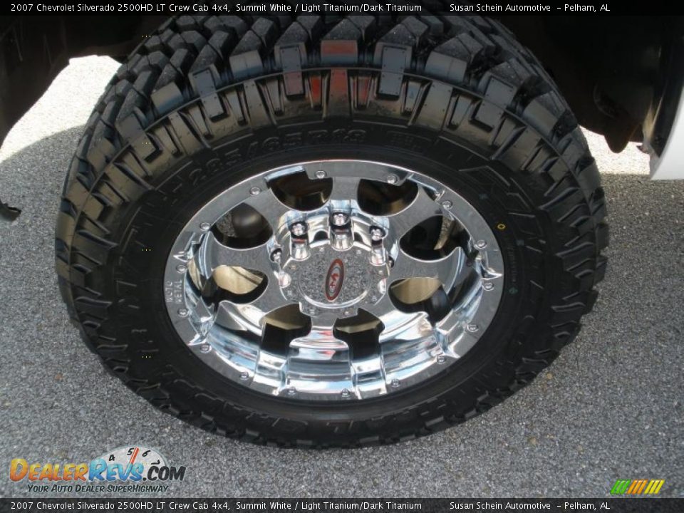 Custom Wheels of 2007 Chevrolet Silverado 2500HD LT Crew Cab 4x4 Photo #13