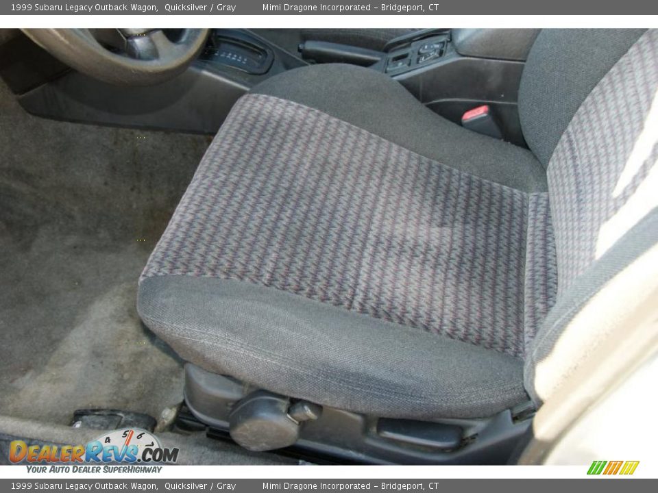 1999 Subaru Legacy Outback Wagon Quicksilver / Gray Photo #10
