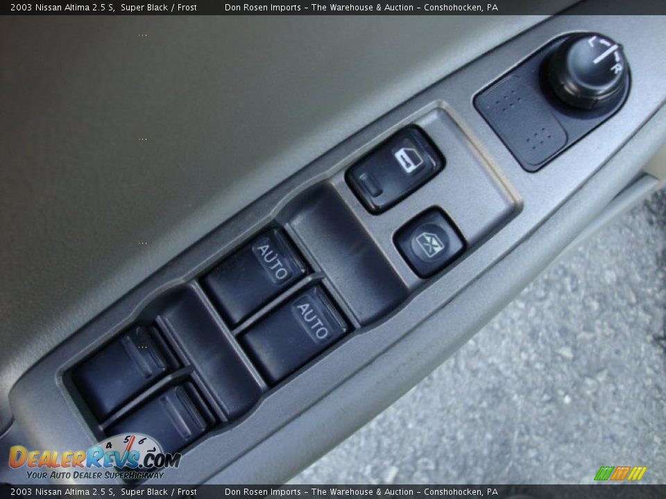 2003 Nissan Altima 2.5 S Super Black / Frost Photo #15