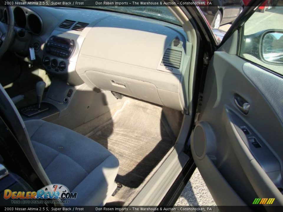 2003 Nissan Altima 2.5 S Super Black / Frost Photo #18