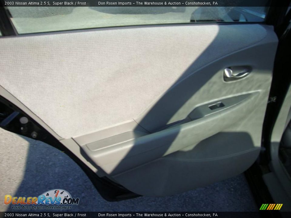 2003 Nissan Altima 2.5 S Super Black / Frost Photo #25