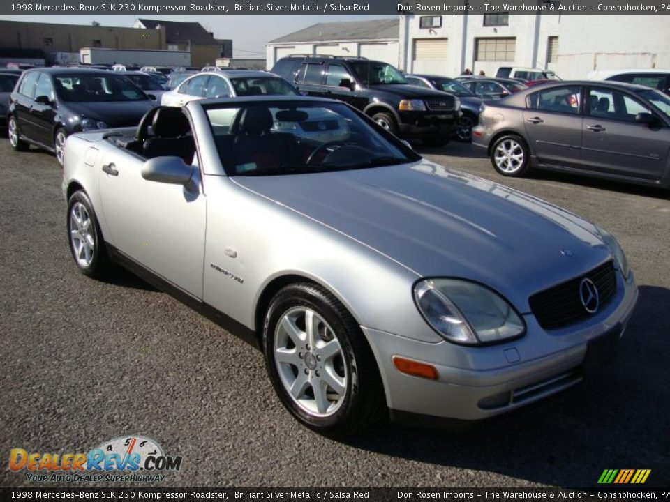 Front 3/4 View of 1998 Mercedes-Benz SLK 230 Kompressor Roadster Photo #4