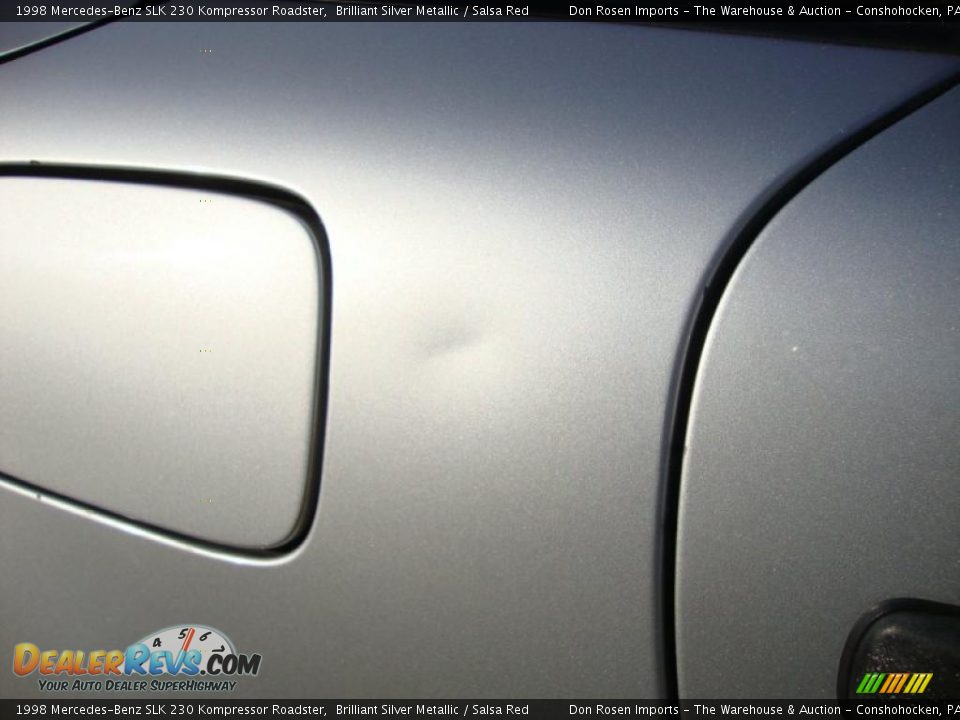 1998 Mercedes-Benz SLK 230 Kompressor Roadster Brilliant Silver Metallic / Salsa Red Photo #24