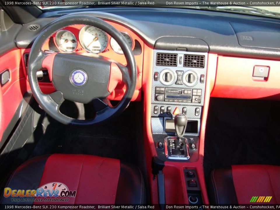 Dashboard of 1998 Mercedes-Benz SLK 230 Kompressor Roadster Photo #34