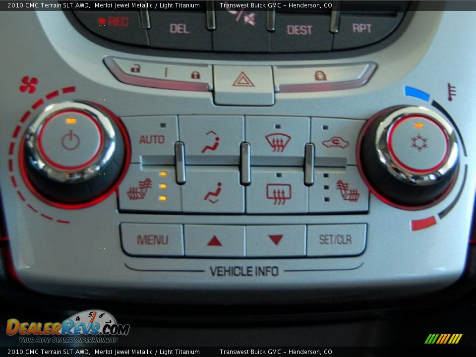 Controls of 2010 GMC Terrain SLT AWD Photo #16