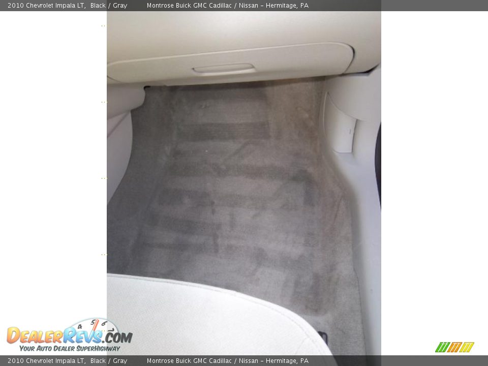 2010 Chevrolet Impala LT Black / Gray Photo #19