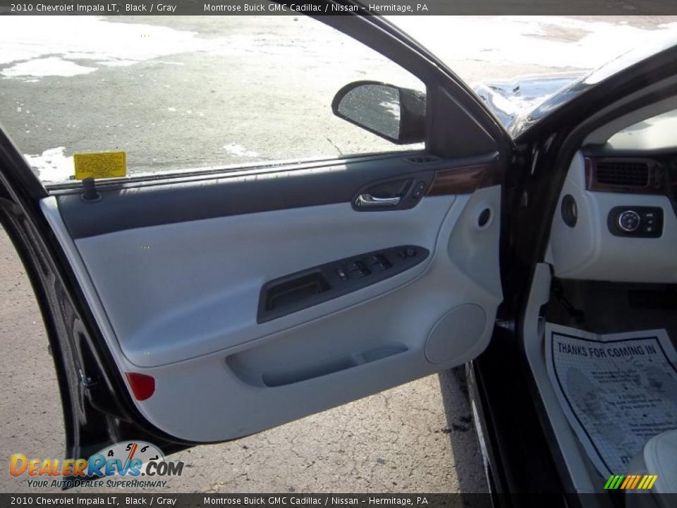 2010 Chevrolet Impala LT Black / Gray Photo #20