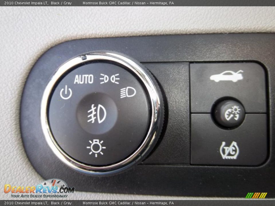 2010 Chevrolet Impala LT Black / Gray Photo #22
