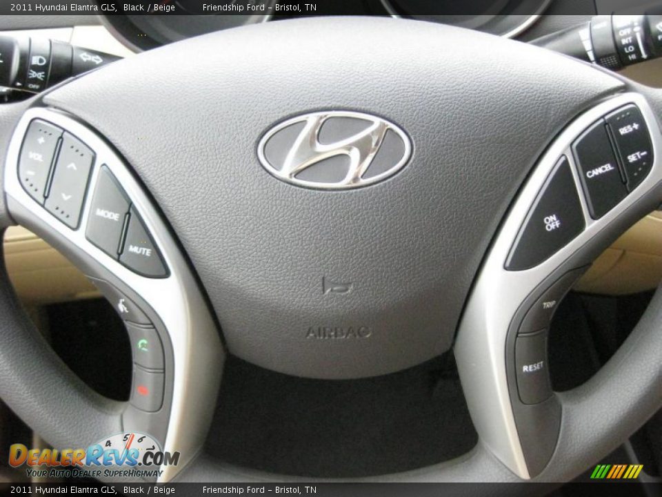 Controls of 2011 Hyundai Elantra GLS Photo #28