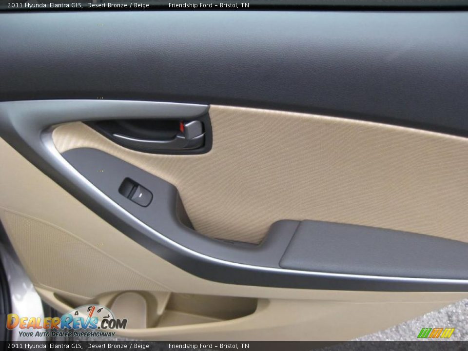 Door Panel of 2011 Hyundai Elantra GLS Photo #23