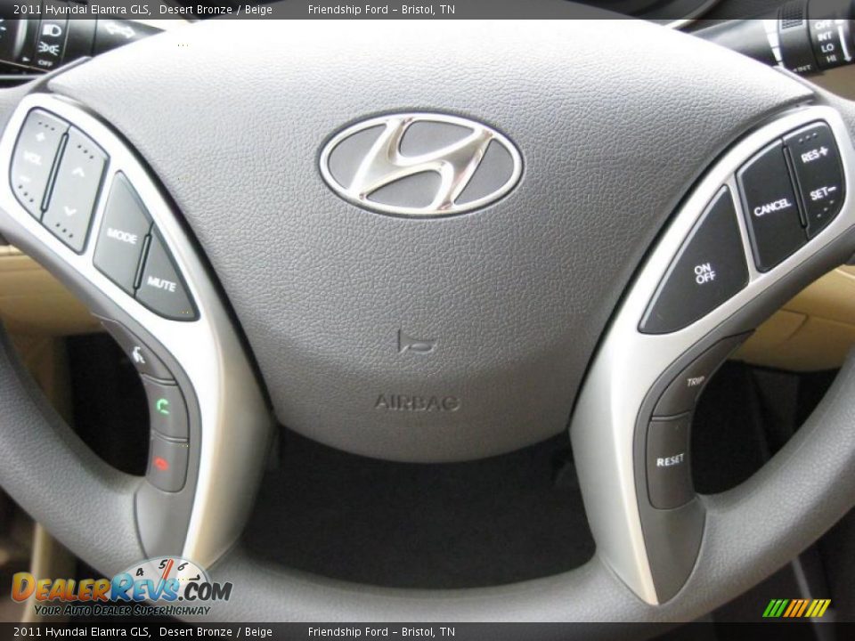 Controls of 2011 Hyundai Elantra GLS Photo #28