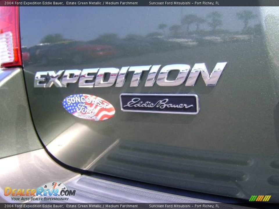 2004 Ford Expedition Eddie Bauer Estate Green Metallic / Medium Parchment Photo #12