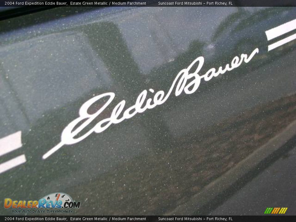 2004 Ford Expedition Eddie Bauer Estate Green Metallic / Medium Parchment Photo #13