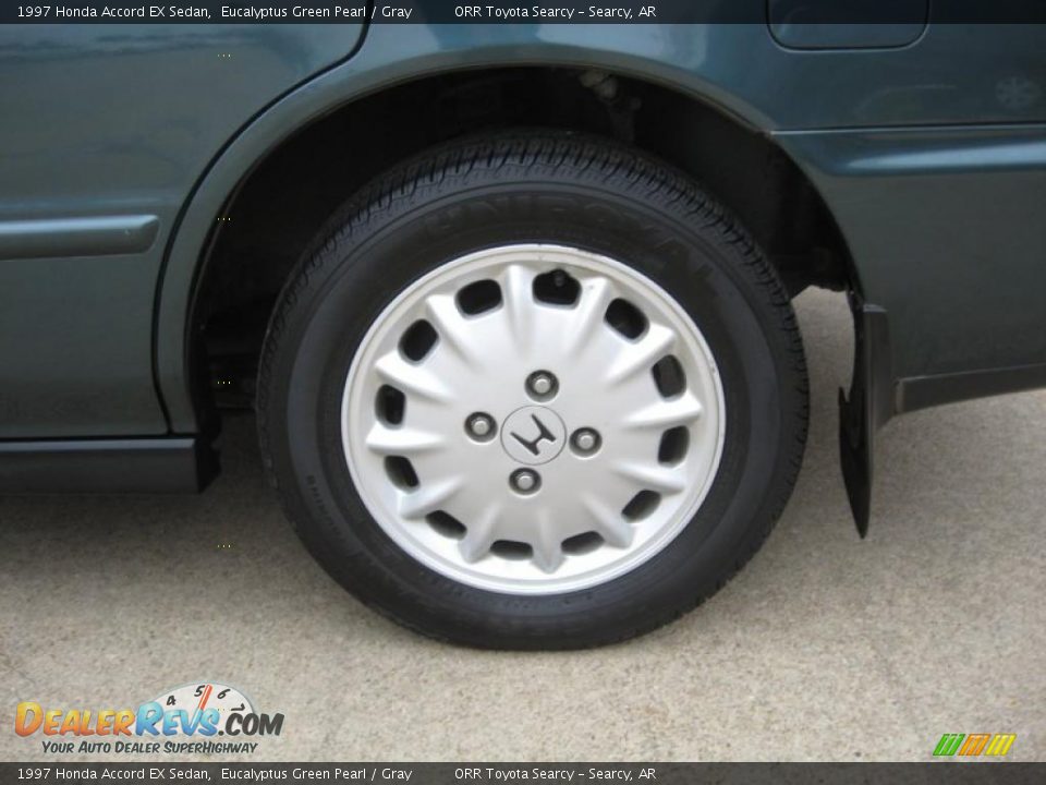 1997 Honda Accord EX Sedan Wheel Photo #18