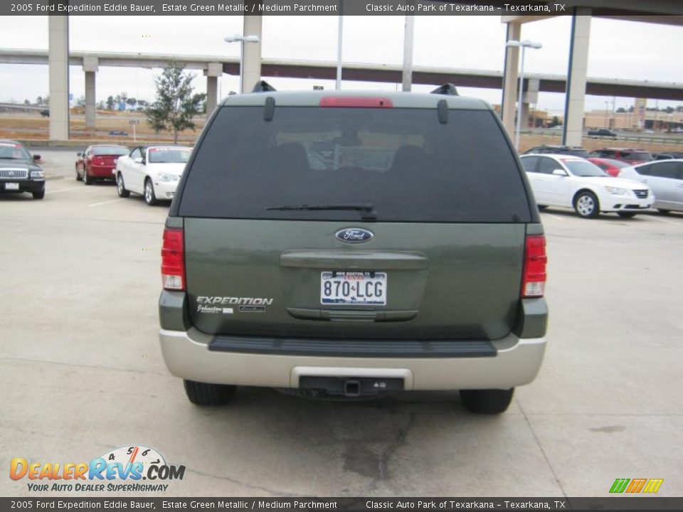 2005 Ford Expedition Eddie Bauer Estate Green Metallic / Medium Parchment Photo #4