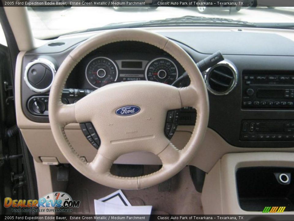 2005 Ford Expedition Eddie Bauer Steering Wheel Photo #10