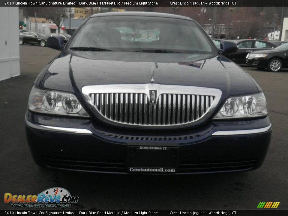 2010 Lincoln Town Car Signature Limited Dark Blue Pearl Metallic / Medium Light Stone Photo #2