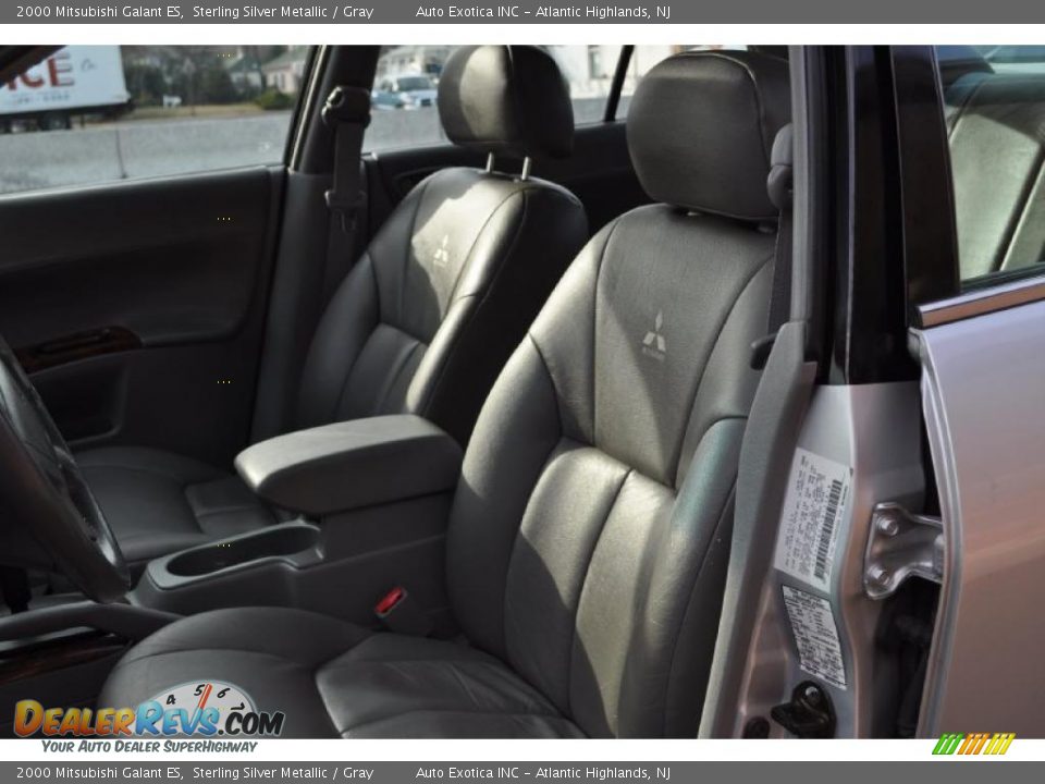 2000 Mitsubishi Galant ES Sterling Silver Metallic / Gray Photo #10
