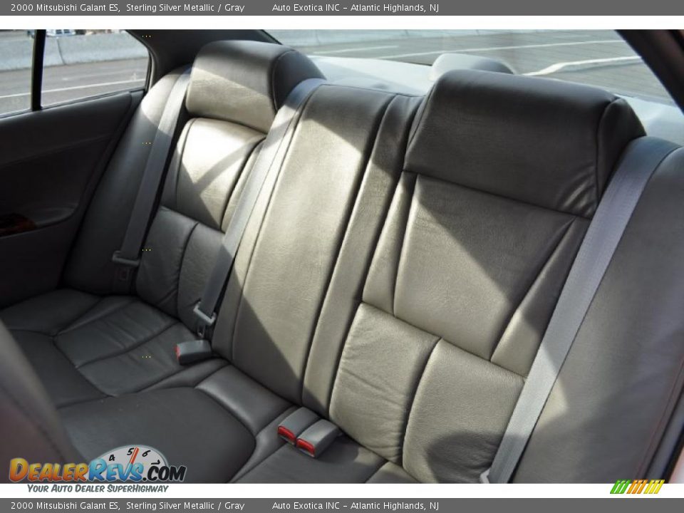 2000 Mitsubishi Galant ES Sterling Silver Metallic / Gray Photo #13