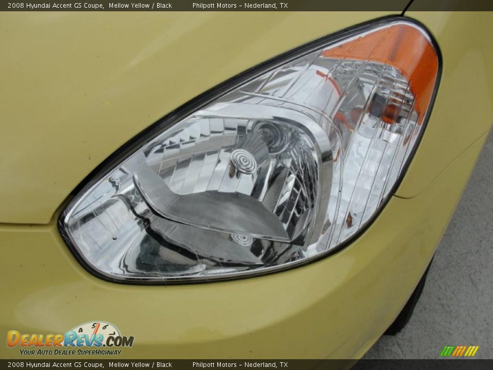 2008 Hyundai Accent GS Coupe Mellow Yellow / Black Photo #10