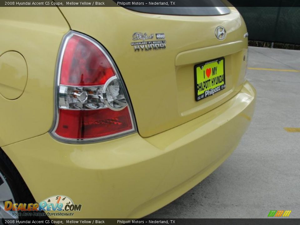2008 Hyundai Accent GS Coupe Mellow Yellow / Black Photo #27