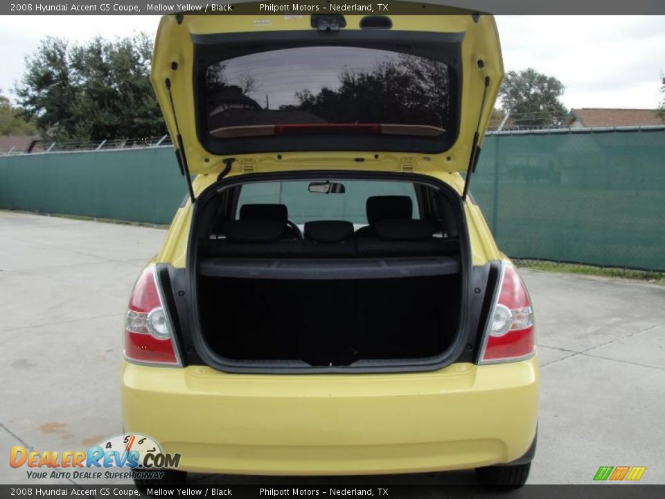 2008 Hyundai Accent GS Coupe Mellow Yellow / Black Photo #33