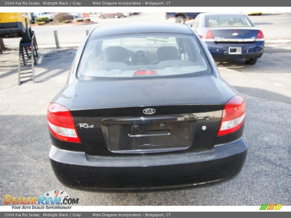 2004 Kia Rio Sedan Midnight Black / Gray Photo #5