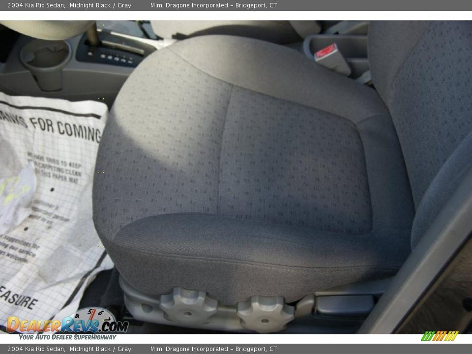 2004 Kia Rio Sedan Midnight Black / Gray Photo #9