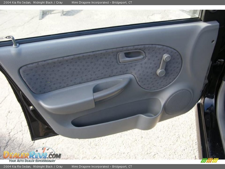 2004 Kia Rio Sedan Midnight Black / Gray Photo #10