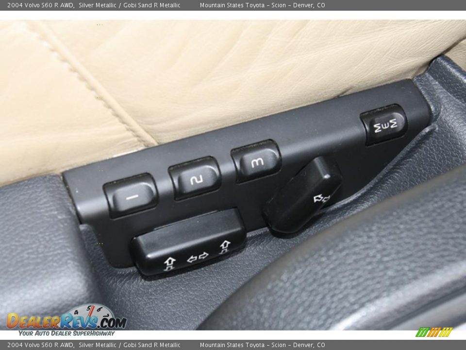 2004 Volvo S60 R AWD Silver Metallic / Gobi Sand R Metallic Photo #27