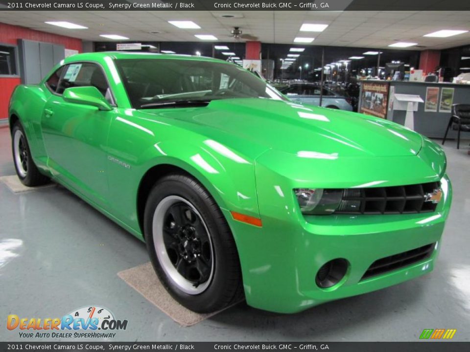 Front 3/4 View of 2011 Chevrolet Camaro LS Coupe Photo #4