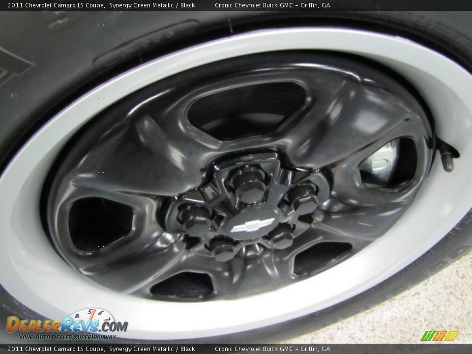 2011 Chevrolet Camaro LS Coupe Wheel Photo #6