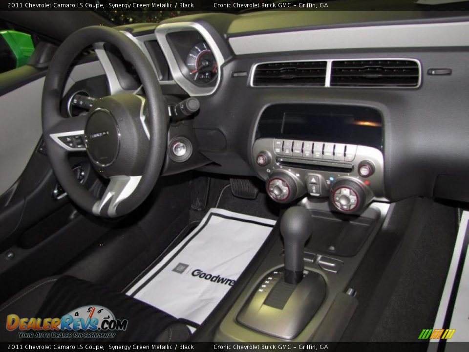 Dashboard of 2011 Chevrolet Camaro LS Coupe Photo #9