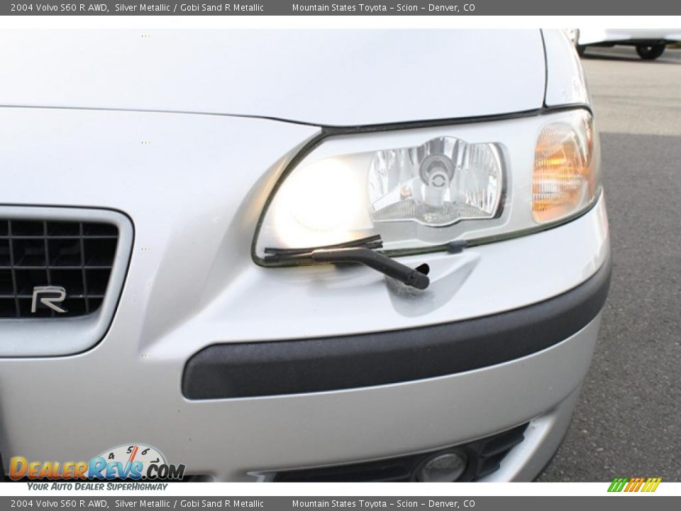 2004 Volvo S60 R AWD Silver Metallic / Gobi Sand R Metallic Photo #35