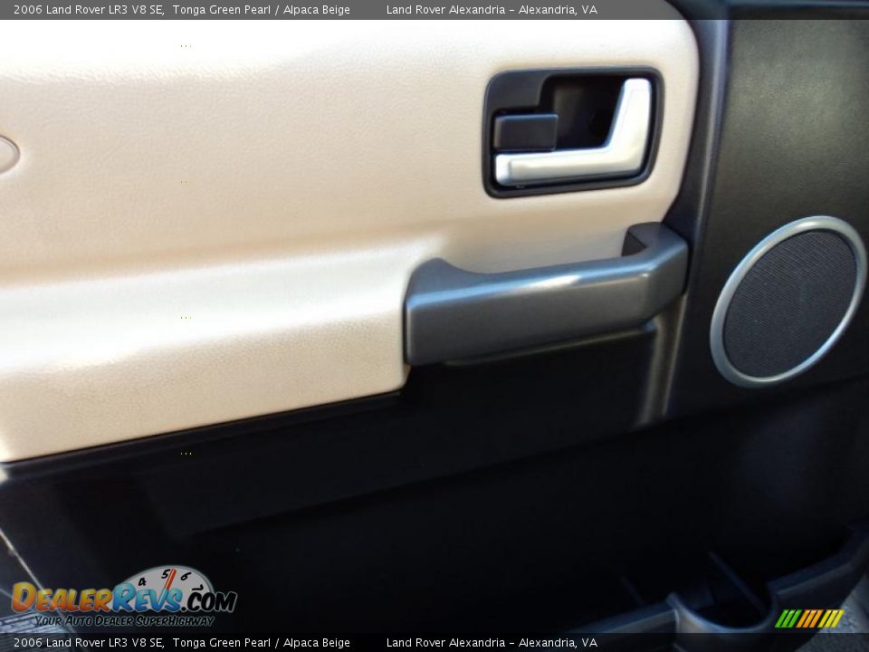 2006 Land Rover LR3 V8 SE Tonga Green Pearl / Alpaca Beige Photo #10