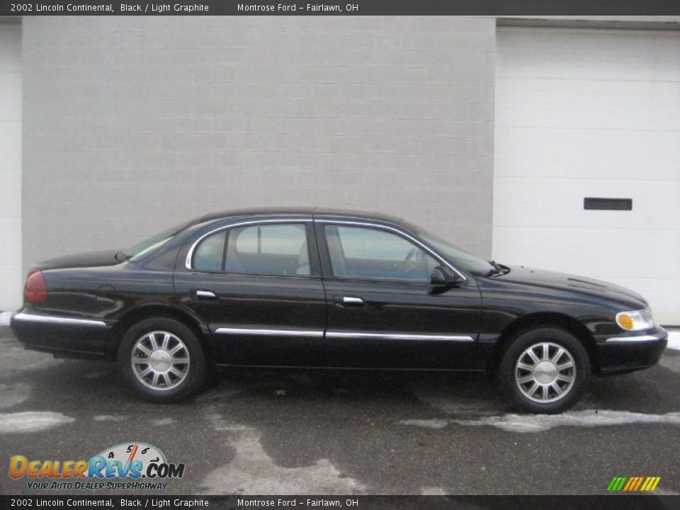 Black 2002 Lincoln Continental  Photo #4