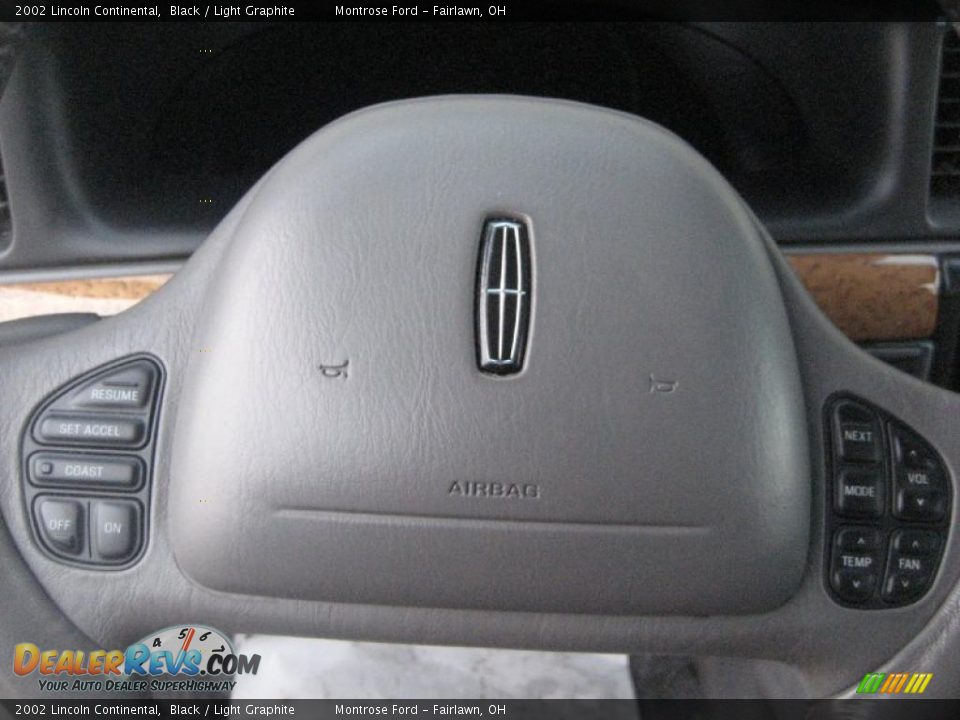 2002 Lincoln Continental  Steering Wheel Photo #12
