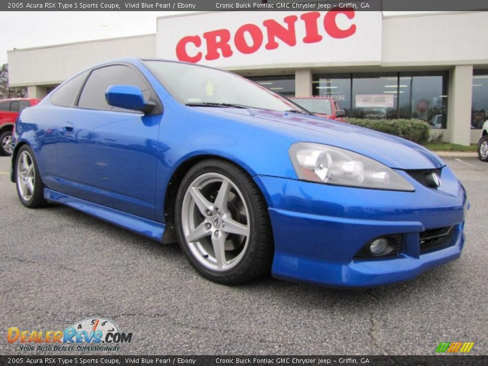 Front 3/4 View of 2005 Acura RSX Type S Sports Coupe Photo #1