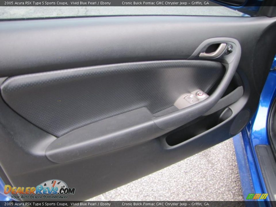 Door Panel of 2005 Acura RSX Type S Sports Coupe Photo #11