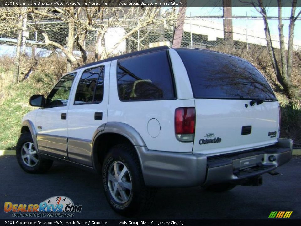 2001 Oldsmobile Bravada AWD Arctic White / Graphite Photo #5