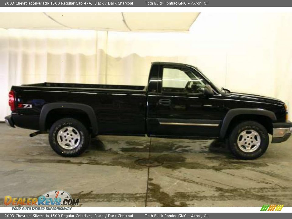 2003 Chevrolet Silverado 1500 Regular Cab 4x4 Black / Dark Charcoal Photo #2